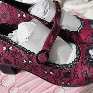 Camilla Gothic Heels - Deep Pink and Black